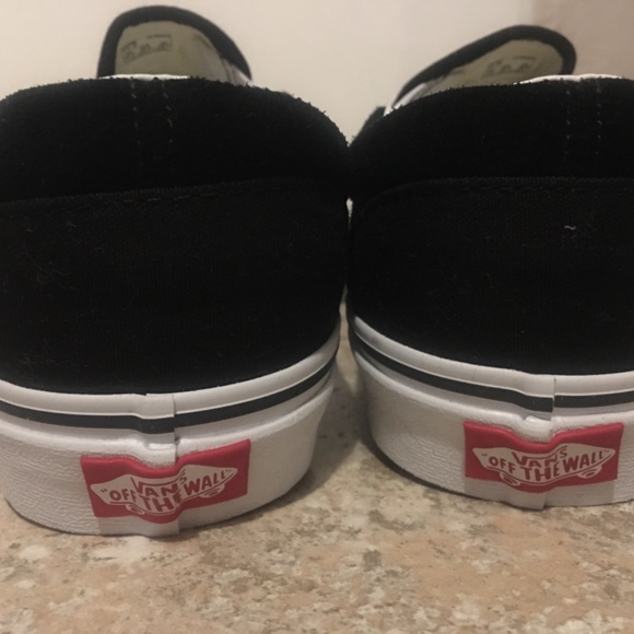 Cherry Poppers 🍒 Vans - Picture 2 of 3